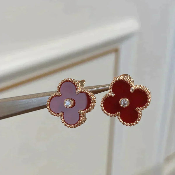 ˇSirae GemˇCLOVER MEDIUM 1 MOTIFS CARNELIAN  DIAMOND earrings