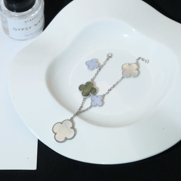 ˇSirae GemˇCLOVER BRACELET 5 MOTIFS MOP CHALCEDONY