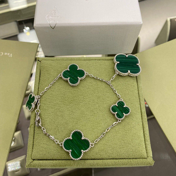 ˇSirae GemˇCLOVER 5 MOTIFS MALACHITE BRACELET