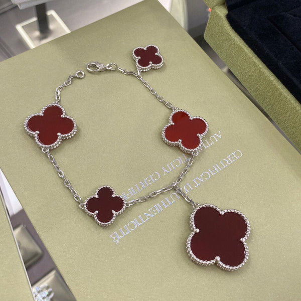ˇSirae GemˇCLOVER 5 MOTIFS CARNELIAN BRACELET