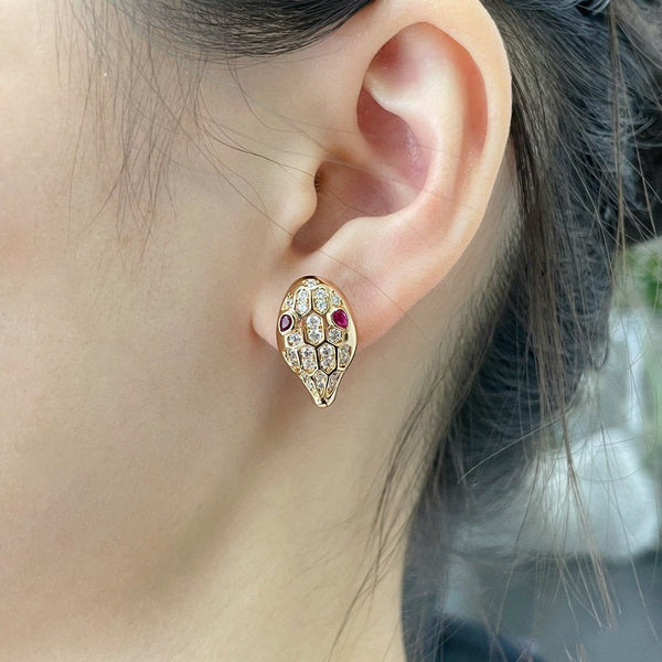 ˇSirae GemˇSERPENT DIAMOND STUD EARRINGS