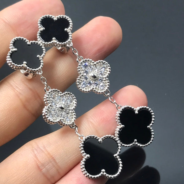 ˇSirae GemˇCLOVER 3 MOTIF DIAMOND ONYX SILVER EARRINGS