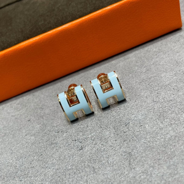ˇSirae GemˇPOP H SKY BLUE STUD EARRINGS