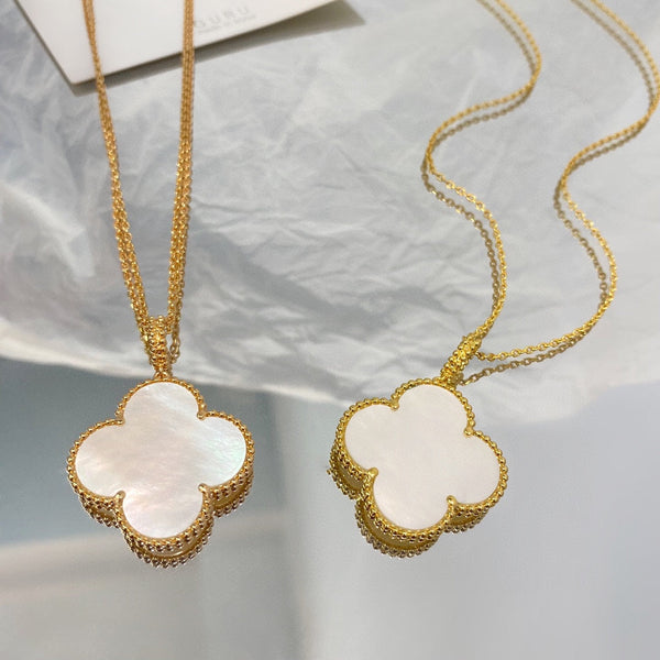 ˇSirae GemˇCLOVER 25MM MOP LARGE PENDANT NECKLACE