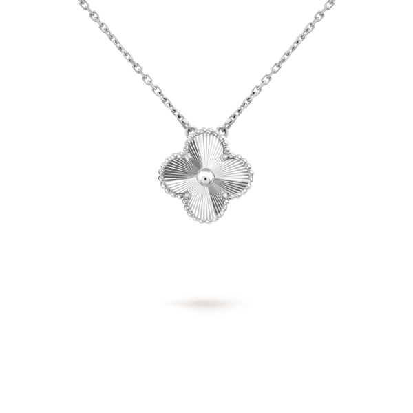 ˇSirae GemˇCLOVER 15MM LASER NECKLACE SILVER