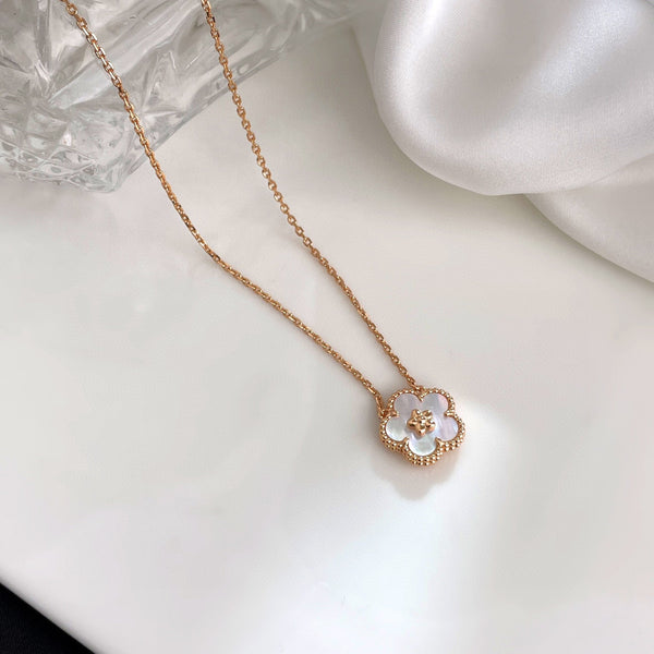 ˇSirae GemˇLUCKY  WHITE MOP  PLUM BLOSSOM NECKLACE