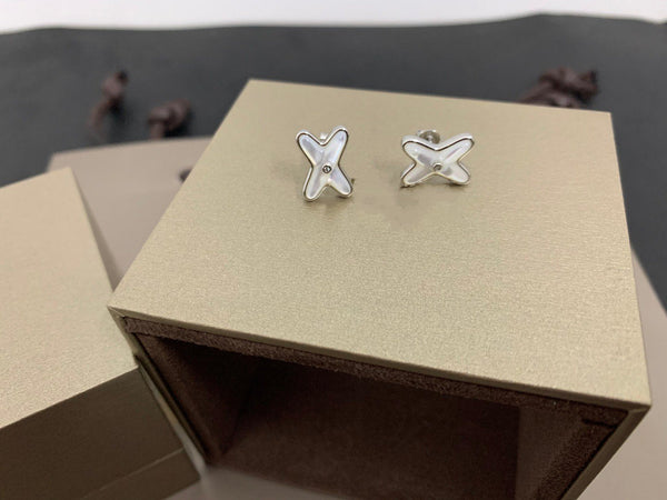 ˇSirae GemˇJEUX DE WHITE MOP SILVER DIAMOND EARRINGS