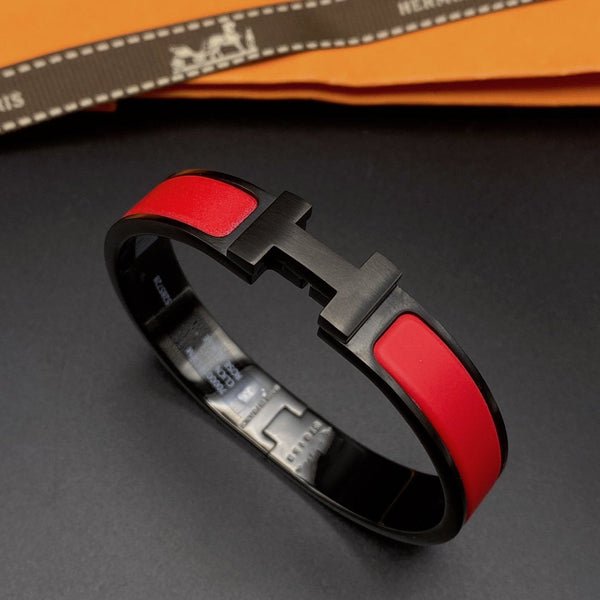 ˇSirae GemˇCLIC HM SO BLACK RED BRACELET