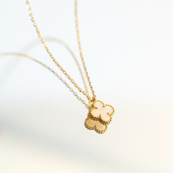 ˇSirae GemˇCLOVER MINI 9.5MM WHITE MOTHER-OF-PEARL NECKLACE