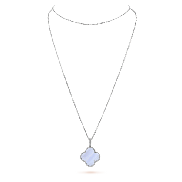 ˇSirae GemˇCLOVER SILVER CHALCEDONY BIG CLOVER NECKLACE
