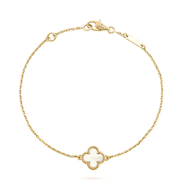 ˇSirae GemˇCLOVER WHITE MOP SINGLE FLOWER BRACELET