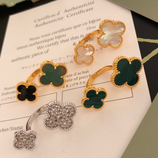 ˇSirae GemˇCLOVER BETWEEN THE FINGER RING